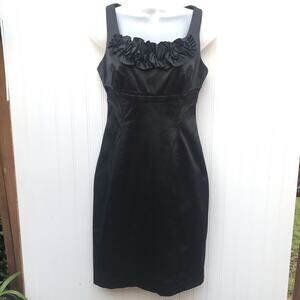 NWT WHITE HOUSE BLACK MARKET Form Fit Sexy Satin Sheath Party Dress Sz 2 Prom